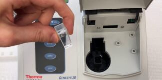 How to Use a Genesys 20 Spectrophotometer