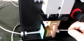 Metal mesh stripping machine