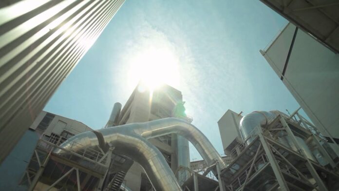 Energy savings at cement plant with Integrated Drive Systems