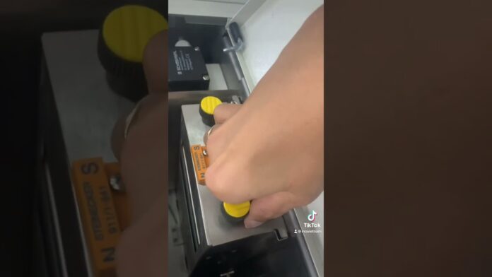 Những tiêu chí để lựa chọn đơn vị cung cấp và lắp đặt đèn Xenon lamp 1700W cho máy Atlas XLS+ (II)